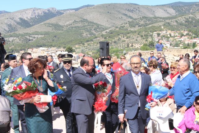 El presidente de la Comunidad invita a participar en las fiestas de Caravaca de la Cruz - 1, Foto 1