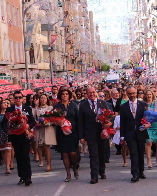 El presidente de la Comunidad invita a participar en las fiestas de Caravaca de la Cruz - 2, Foto 2