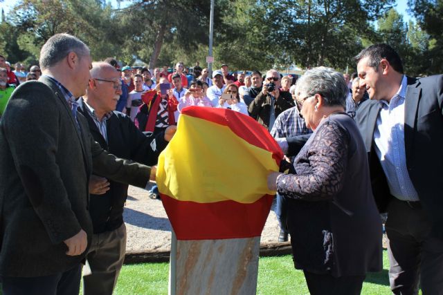 Desde hoy las pistas de petanca del barrio de Las Tejeras, pasan a denominarse Ramón Mayor Mayor - 2, Foto 2