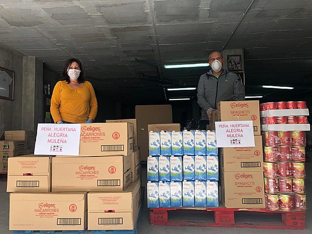 Donación Peña Huertana Alegría Muleña al Programa Municipal de Alimentos - 1, Foto 1