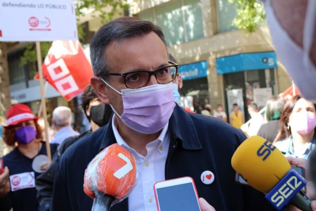 Diego Conesa: “Es obligatorio reconocer la labor de todos los trabajadores y trabajadoras esenciales que han mantenido en pie a la Región durante este año tan difícil de pandemia” - 1, Foto 1