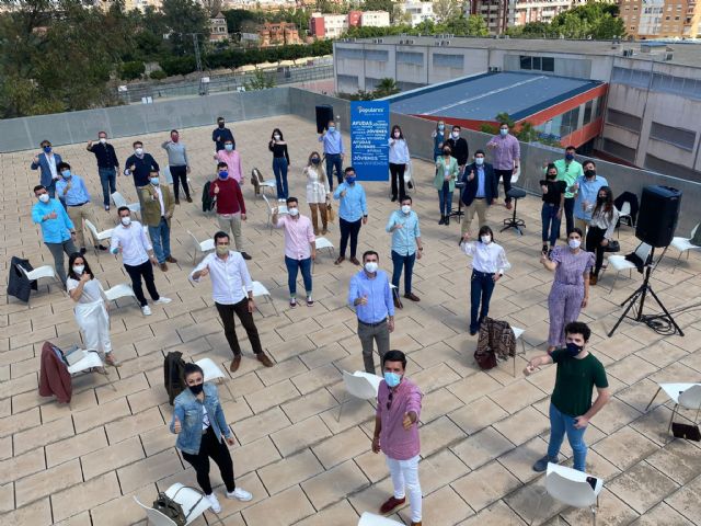 López Miras: “El Gobierno del PP apuesta por la libertad de los jóvenes al avalar la entrada de su primera vivienda” - 1, Foto 1