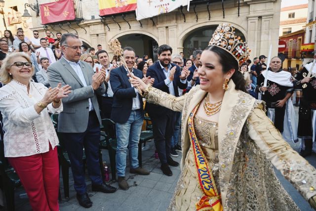 Fernando asiste a las fiestas en honor a la Santísima Cruz y al Desfile-Parada de Moros y Cristianos de Abanilla - 2, Foto 2