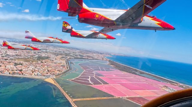 La Comunidad desarrolla una aplicación inmersiva de realidad virtual que permite experimentar un vuelo con la Patrulla Águila - 3, Foto 3