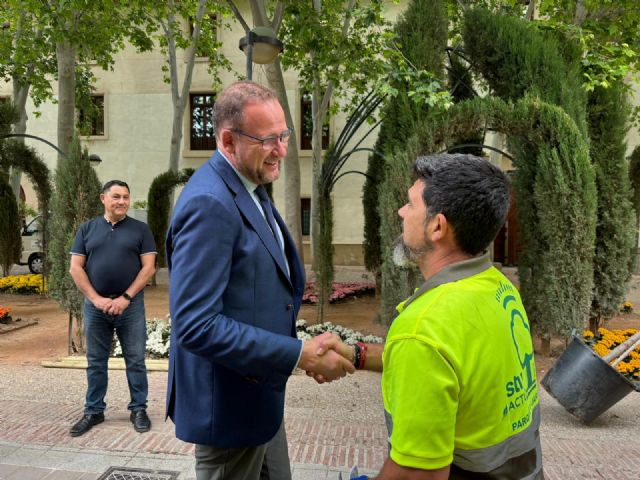 Murcia gana un nuevo corredor verde en la calle Burruezo con la sustitución de bolardos por arbolado urbano - 3, Foto 3