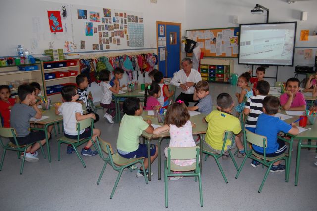 4ª SEMANA DEL HOSPITAL: Taller Infantil de Pediatría - 4, Foto 4