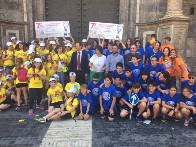 2.400 alumnos comercializan sus productos y desarrollan el trabajo en equipo en la 7ª edición del Mini Market - 3, Foto 3