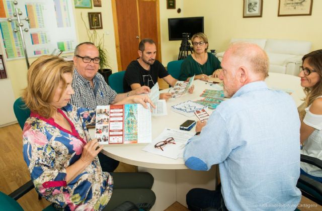 Servicios Sociales edita una guía de recursos para personas sin hogar y transeúntes de la ciudad - 3, Foto 3
