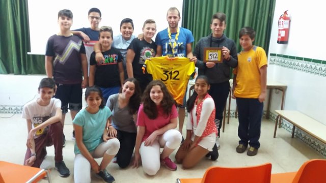 Chescos Romera El León de la Terreras realizó una visita al colegio de su infancia - 4, Foto 4