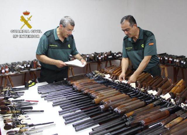 La Guardia Civil de Murcia celebra la exposición-subasta de armas del año 2018 - 3, Foto 3