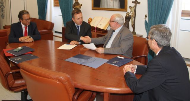 Los estudiantes de Derecho de la UCAM podrán realizar prácticas en el prestigioso despacho internacional de Javier Cremades - 1, Foto 1