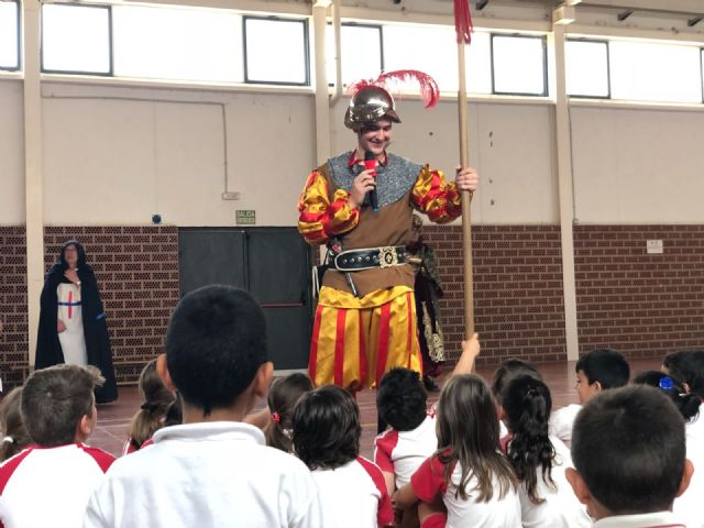 Berberiscos y Trinitarios toman los colegios de Torre Pacheco - 3, Foto 3