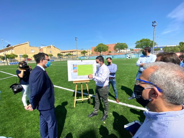 Guadalupe estrena campo de fútbol con un nuevo césped artificial para los 250 jugadores de la Escuela municipal - 2, Foto 2