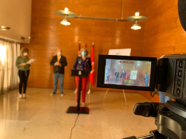 La catedral de Murcia y el clavel rojo serán la imagen de la III Feria del Libro - 2, Foto 2