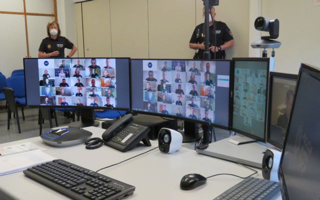 La Comunidad pone en marcha el primer curso de formación para policías locales adaptado a la modalidad ‘online’ - 1, Foto 1