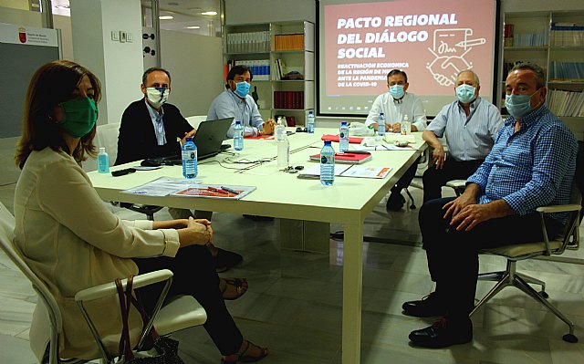 El Gobierno regional trabaja ya en ocho de cada diez medidas del Pacto Social por la Reactivación Económica y Social - 1, Foto 1