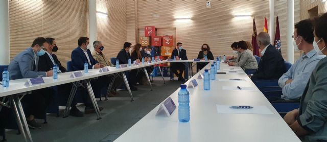 La Comunidad y la AEVE impulsan la gestión moderna, la transparencia y la participación medioambiental mediante el certificado EMAS - 1, Foto 1