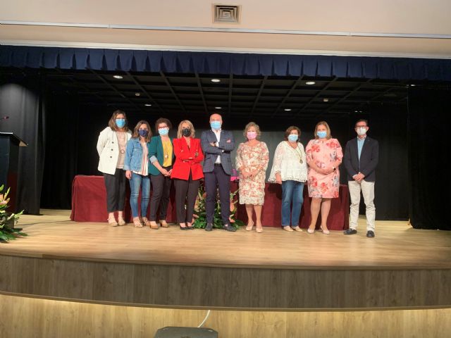 La Asociación de Amas de Casa rinde homenaje a los enfermeros aguileños - 4, Foto 4