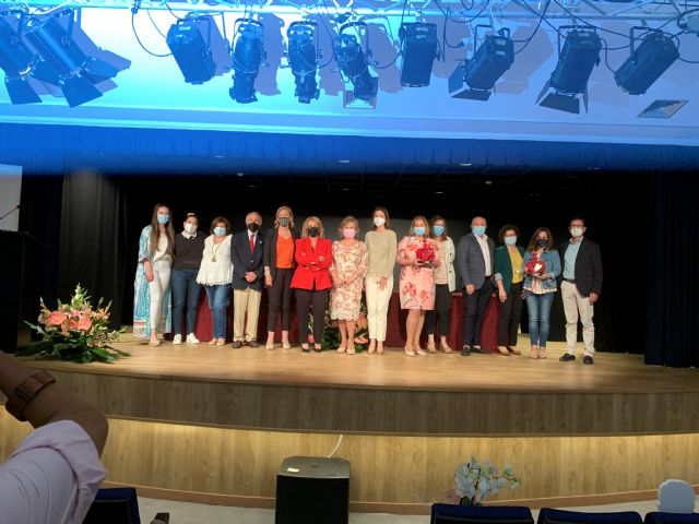 La Asociación de Amas de Casa rinde homenaje a los enfermeros aguileños - 5, Foto 5