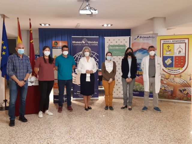 Alumnos de 2° de ESO del Colegio San Buenaventura Capuchinos reciben el primer premio del Festival de Clipmetrajes de Manos Unidas en la Región de Murcia - 2, Foto 2