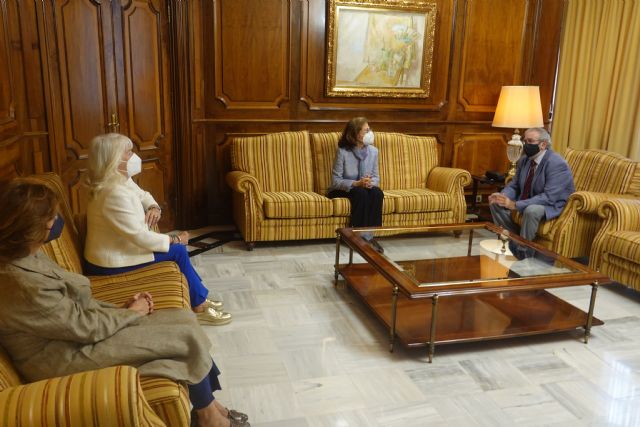 La presidenta de la Academia de Farmacia de la Región de Murcia resalta la importancia de la Ley del Mecenazgo - 2, Foto 2