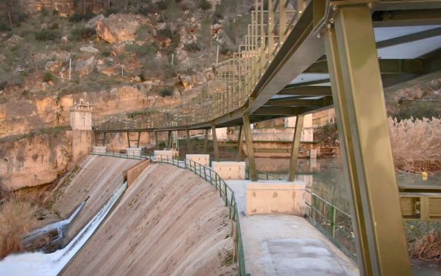 Iberdrola construye una nueva pasarela sobre la presa de La Mulata, en el cañón de Almadenes - 3, Foto 3