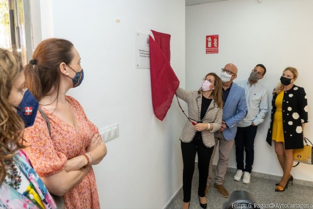 La sala de la Muralla Carlos III se abre al público con una exposición de Arte Contemporáneo de la pinacoteca municipal - 1, Foto 1