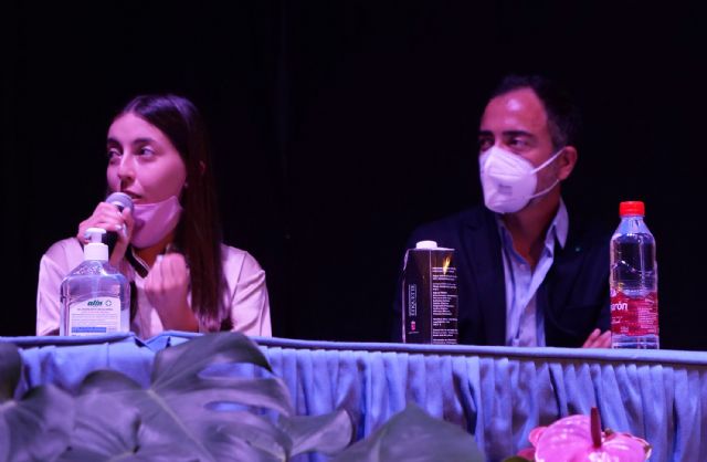 La Casa de la Cultura acoge la presentación de ¿Cuál es la respuesta?, obra de la escritora torreña Barbará María Fuentes - 2, Foto 2