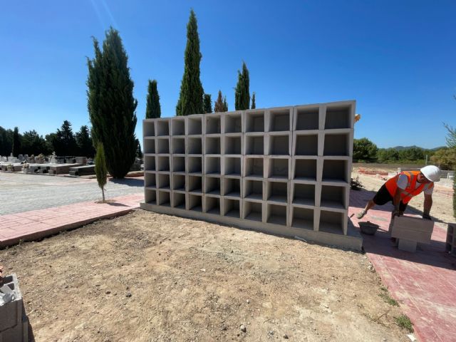 Visita a las obras de ampliación en el Cementerio Municipal de Calasparra - 1, Foto 1
