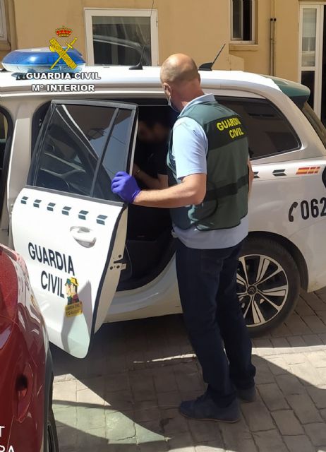 La Guardia Civil desmantela un activo punto de venta de drogas en Cehegín - 3, Foto 3