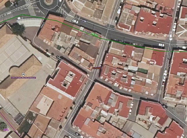 Servicios de emergencias intervienen en un incendio en Blanca - 1, Foto 1