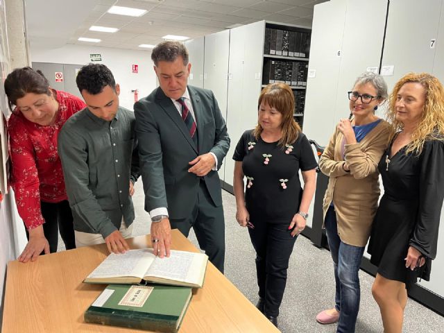 El Archivo Municipal de Molina de Segura lleva a cabo la digitalización de los Libros de Plenos a través del programa Mi Primer Empleo - 1, Foto 1