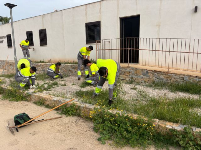 La Comunidad impulsa la formación en jardinería ambiental con prácticas en el Parque Regional de Las Salinas de San Pedro - 1, Foto 1