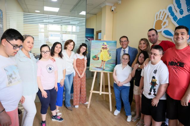 Down Lorca impulsa un nuevo proyecto solidario con la donación de una obra de Elvira López - 3, Foto 3