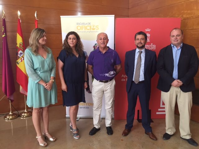 Siete jóvenes con Síndrome de Down realizarán prácticas en el Ayuntamiento - 1, Foto 1