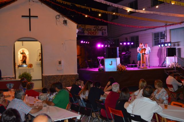 El pregón de Carmen Martínez inicia oficialmente los festejos del barrio torreño de San Pedro - 2, Foto 2
