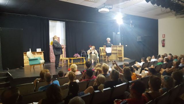 El taller de teatro de los hogares debuta con éxito en la Casa de la Cultura - 1, Foto 1