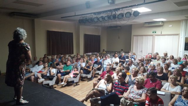 El taller de teatro de los hogares debuta con éxito en la Casa de la Cultura - 3, Foto 3