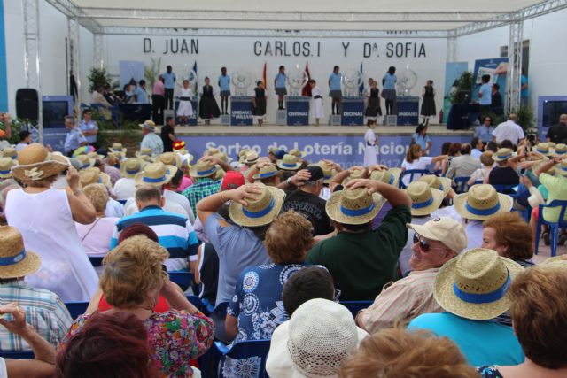 San Pedro del Pinatar reparte millones de euros en el Sorteo Extraordinario de Vacaciones de la Lotería nacional - 2, Foto 2