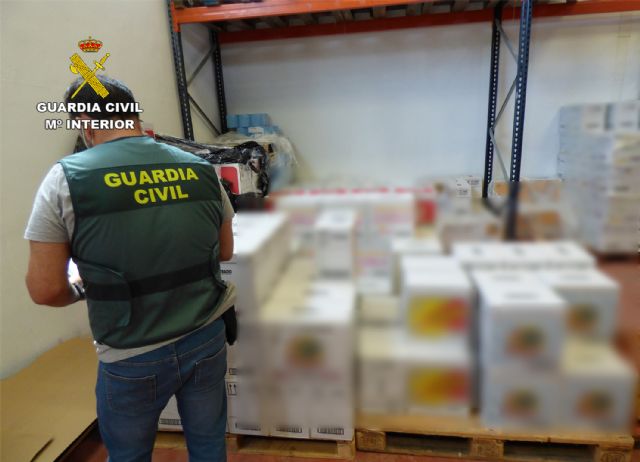 La Guardia Civil desmantela un grupo delictivo dedicado a la sustracción  y venta ilícita de productos de limpieza - 5, Foto 5