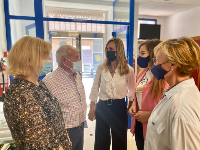 El PP exige a Paqui Pérez que abra ya los centros de mayores y cese su desprecio a uno de los colectivos más golpeados por la pandemia - 2, Foto 2