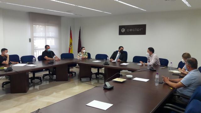 Fulgencio Gil mantiene un encuentro de trabajo con el nuevo presidente de Ceclor, Juan Jódar, y traslada su preocupación por el retraso de proyectos en Lorca - 1, Foto 1