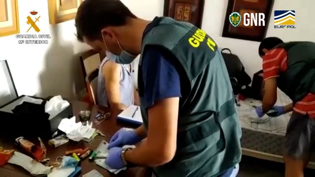 10 detenidos en Albacete por robar más de un millón de euros reventando cajeros - 2, Foto 2