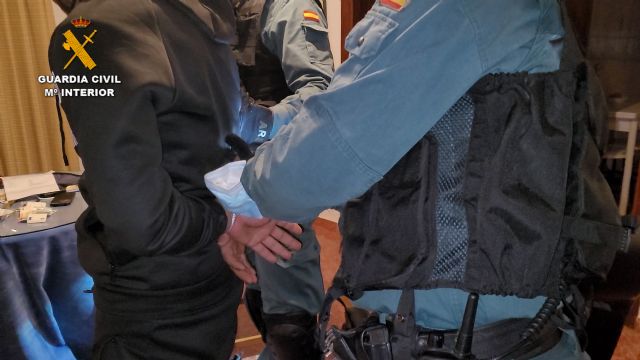 La Guardia Civil ha detenido a 26 personas, como presuntas autoras de los Delitos Contra la Salud Pública y Pertenencia a Organización Criminal - 2, Foto 2