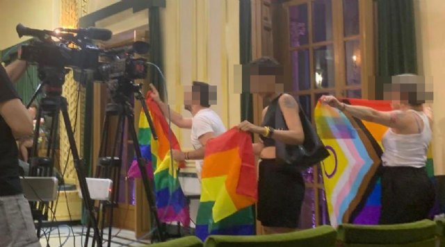 VOX Jumilla denuncia el asalto ideológico al pleno municipal y exige disculpas a los activistas LGTBI y a la izquierda local - 1, Foto 1