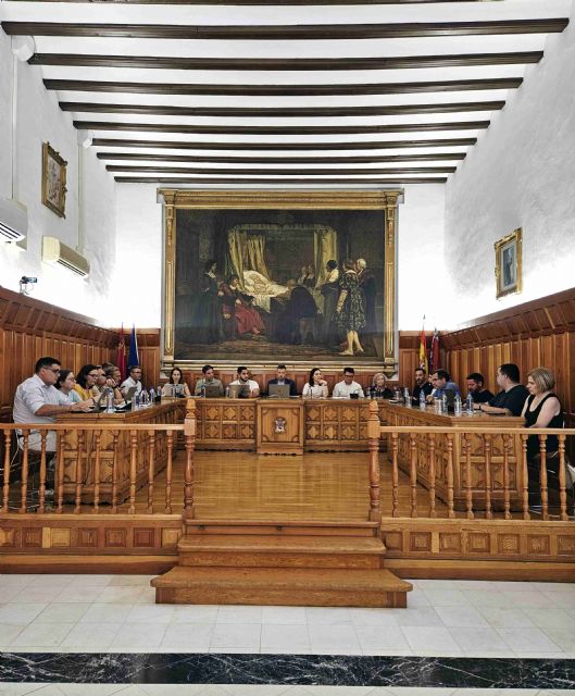 El Pleno de Caravaca pide a la Comunidad Autónoma que busque los fondos necesarios para acometer una climatización progresiva de las aulas del municipio - 2, Foto 2