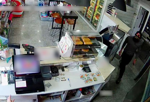 La Guardia Civil detiene a un atracador de gasolineras y bancos de San Javier - 3, Foto 3