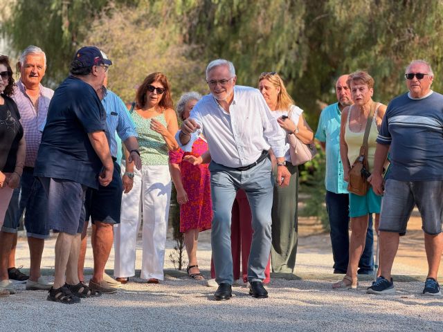 Los mayores de Roldán estrenan la nueva pista de petanca - 4, Foto 4