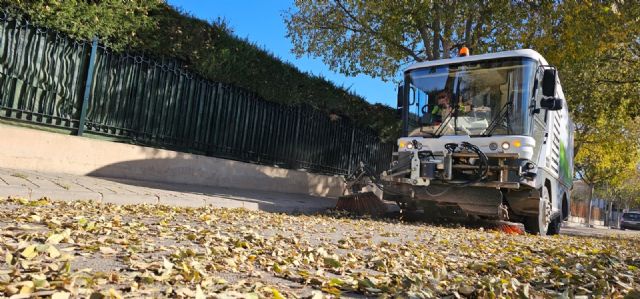 El dispositivo de limpieza viaria en Lorca supera las 1.850 horas de trabajo en la última semana, prestando un servicio ininterrumpido de lunes a viernes - 2, Foto 2
