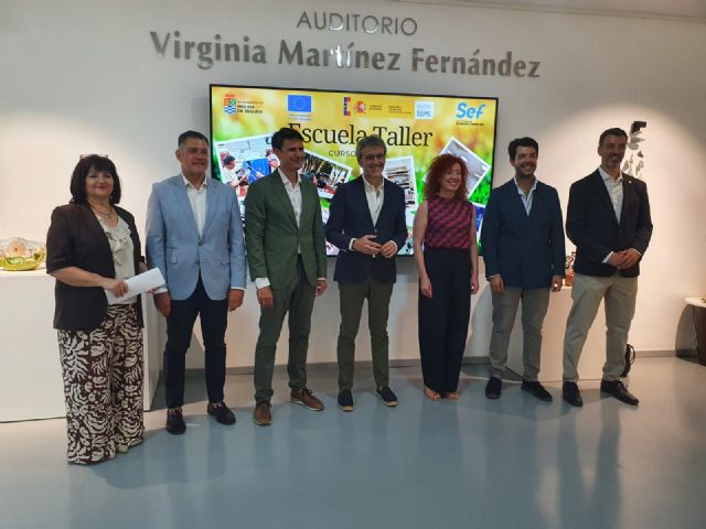 70 alumnos de tres proyectos experienciales de Empleo y Formación reciben sus diplomas en Molina de Segura - 5, Foto 5